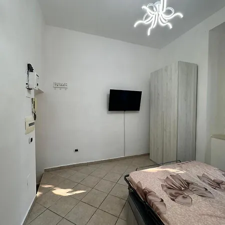 House Of The Night Two Holiday home *